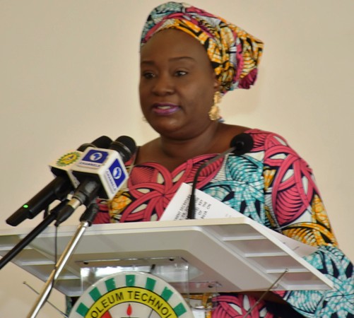 •Dr. Folashade Yemi-Esan, delivering welcome address at the 3 Years Achievement and Staff Awards of the Ministry in Abuja Dr. Folashade Yemi-Esan, delivering welcome address at the 3 Years Achievement and Staff Awards of the Ministry in Abuja