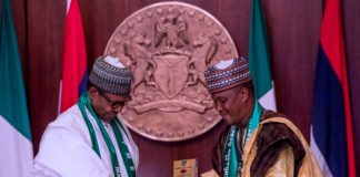 Miyetti 2: President Buhari receives a presentation from MACBAN National President Alhaji Muhammadu Kiruwa as he receives in audience Leadership of Miyetti Allah Cattle Breeders Association of Nigeria (MACBAN) in State House on 18th Jan 2019