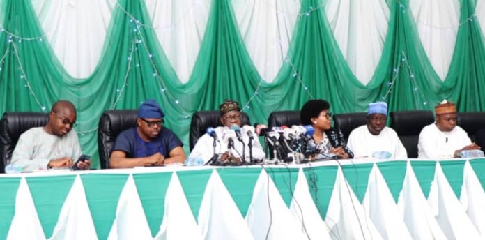 6e388553-c8c6-488d-bfbd-0020071514b0 The Minister of Information and Culture, Alhaji Lai Mohammed (second from left); Permanent Secretary, Federal Ministry of Information and Culture, Deaconess Grace Isu-Gekpe (second from right); Director, Finance and Administration, Dr. Musbau Kayode (extreme right); Director Procurement, Mr. Funsho Abdulkareem (second from right); the Special Assistant to the President on Information and Culture, Mr. Segun Adeyemi (second left) and the Special Assistant II to the President in Information and Culture, Mr. Williams Adeleye (extreme left) when the management of the Federal Ministry of Information and Culture visited the Minister in Abuja on Thursday to congratulate him on the APC victory in last week’s Presidential and National Assembly Elections.