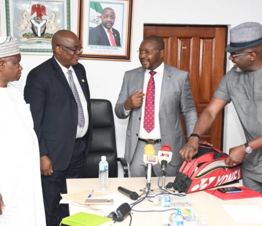 Sunday Dare with other officials