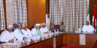 PRESIDENT BUHARI RECEIVES FMR MINISTER AS HEADS OF STATE A(1)