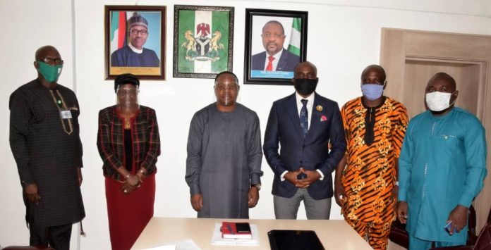 The Perm.Sec. FMY&S, Mr Gabriel Aduda, third Left, Dr Mrs Marian Abdulahi,Second Left,Mr Ode-Martins first Left, D.(E.D.P), Mr Sylvester Uzoama (CEO of Circum Technology Ltd, third Right, during a discussion session with the Federal Ministry of Youths and Development Management team