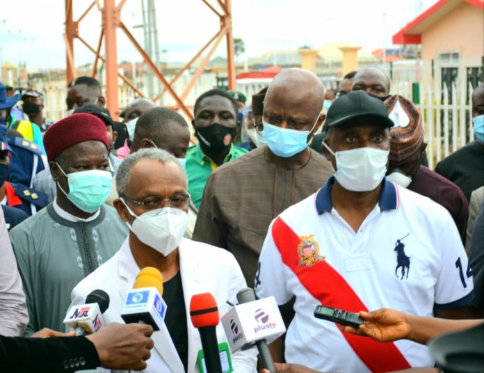Governor of Kaduna State, El Rufai addressing the media and by his side is Minister of Transportation, Rt. Hon. Rotimi Amaechi Governor of Kaduna State, El Rufai addressing the media and by his side is Minister of Transportation, Rt. Hon. Rotimi Amaechi