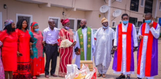 (5th R) Representing the Honourable minister of Humanitarian Affairs, Disaster Management And Social Development, Chief Social Development Officer, Mfawa Usani,(3rd R) Social Development Officer,Joseph Dzungwe,(4thR) The Vicar of St Matthew Anglican Church, Ven Andrus Ukaejiofo, (From L), Social Development Officer, Eyejo Blessing,(2nd L), Blessing Ejeagh (3rdL) Eyojo Blessing,(4th L), Social Development Officer, Akin Alesinloye,