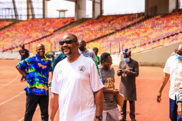 Minister visits US - bound Athletes