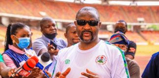 Minister visits US - bound Athletes