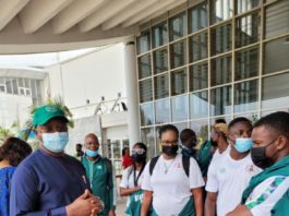 Sports Minister sees Off Nigeria Relay Team