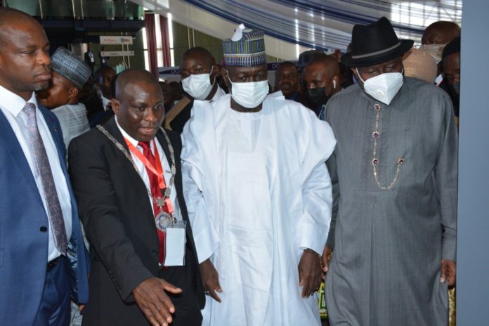 L-R : President of Nigerian Institute of Estate Surveyors and Valuers ,Esv . Sir (Chief) Emmanuel Akas Wike, Hon. Minister of State for Works and Housing Eng Abubakar D. Aliyu, Ex - President of Nigeria Dr Goodluck E. Jonathan and Governor of Ondo State Arakunrin Rotimi Akeredolu at 51st Annual Conference of Nigerian Institute of Estate Surveyors and Valuers at International Conference Center, Abuja L-R : President of Nigerian Institute of Estate Surveyors and Valuers ,Esv . Sir (Chief) Emmanuel Akas Wike, Hon. Minister of State for Works and Housing Eng Abubakar D. Aliyu, Ex - President of Nigeria Dr Goodluck E. Jonathan and Governor of Ondo State Arakunrin Rotimi Akeredolu at 51st Annual Conference of Nigerian Institute of Estate Surveyors and Valuers at International Conference Center, Abuja