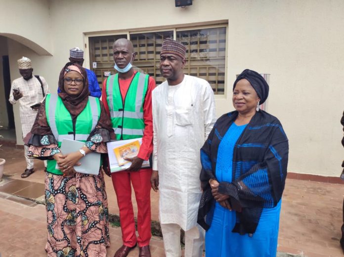 IMG-20210702-WA0002 (1st Left) Fatima Bisalla Team Lead Niger, (2nd Left) ,Sunday zonal monitor Niger, (2nd Right) Niger State SSG, Alh Ahmed Matane, (1st Right) ,Bar Aminu Jummai Guar Focal Person (NSIP) Niger during a courtesy visit to the SSG's office Niger State