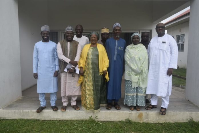 IMG-20210703-WA0001 (2nd Right ) Rep. of the Honourable Minister of Humanitarian Affairs Disaster Management and Social Development Safiya Sani, (3rd Right)Director NOA Hamzat Audu, (Middle) Focal Person for Niger State Hajiya Amina Gu'ar during the flag off of distribution of engagement letters and monitoring device to Independent Monitors in Niger State 3rd July, 2021.