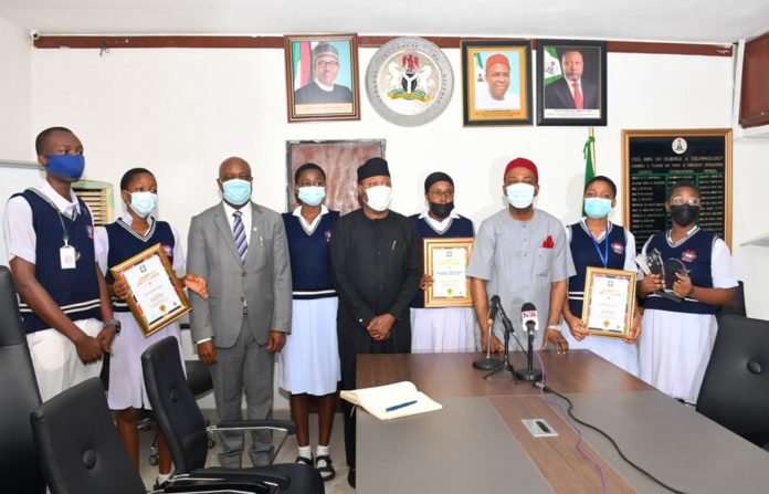 FG grants N5 Million to young Innovators