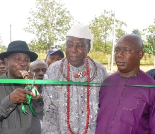 Director of Empowerment, Mr. Philip Ndiomu and Community leaders of Uwheru Community during the commissioning and handing over of block of six classrooms