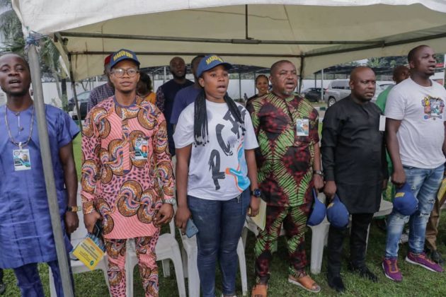 Governor Ikpeazu meets Maduforo Youths Movement