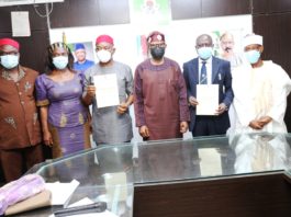 (Left) Dr. Kingsley Achigbu MD, FMC Owerri (Center) HMSH Dr. Olorunnimbe Mamora (Left) Dr. Abubakar Usman MD, FMC Bida