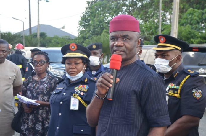 The Federal Government Fire Service has donated a Water Tender Fire Fighting Truck to Abia State Government to assist in combating Fire Outbreaks during Harmattan Season