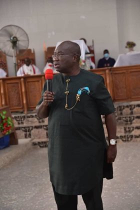 Ikpeazu Rejoices with MD FMC Umuahia, Professor Azubuike Onyebuchi