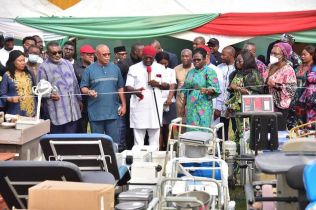 Ikpeazu Flags Off distribution of Medical Equipment to Healthcare Facilities across the State