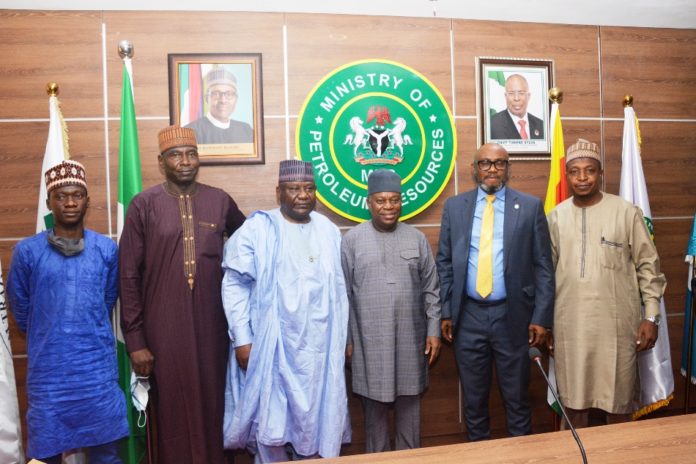 Champion reforms around workers' salaries, Minister urges BPSR