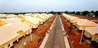 FG Redeems 28 Years’ Pledge, allocates Houses to 1994 Super Eagles