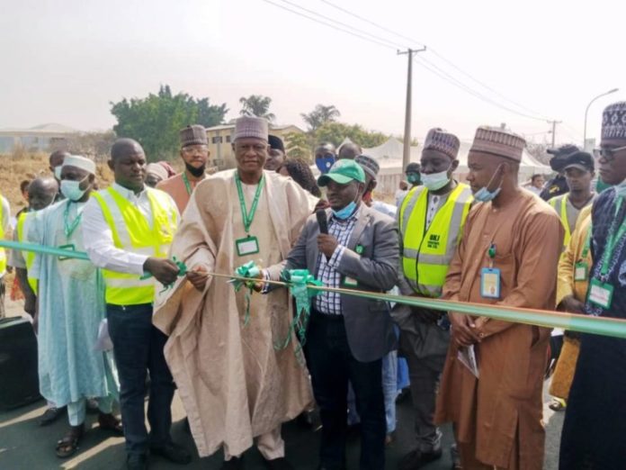 Varsity Lauds Fashola Over 2.0 km Internal Road Intervention