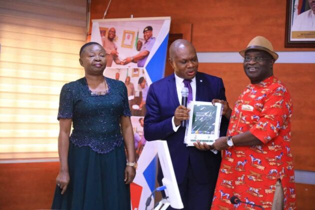 Ikpeazu Receives First Abia State Industrial Policy Document From United Nations Industrial Development Organization (UNIDO)