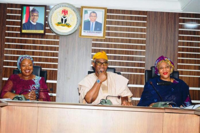 Inauguration of the Ministerial Committee on the Implementation Strategies for the Nigerian Barite The Minister of Mines and Steel Development Arc. Olamilekan Adegbite (middle), Minister of State, Senator Gbemisola Saraki, (right) and the Permanent Secretary, Dr. Oluwatoyin Akinlade (left) during the Inauguration of the Ministerial Committee on the Implementation Strategies for the Nigerian Barite held at the Ministry's Headquarters on Thursday July 14th, 2022 in Abuja.