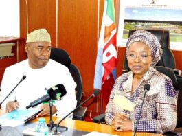 The newly appointed Minister of State, MNDA, Sharon Ikeazor with the Permanent Secretary, MNDA, Engr. Olufunso Olusesan Adebiyi FNSE during her reception ceremony in the Ministry.