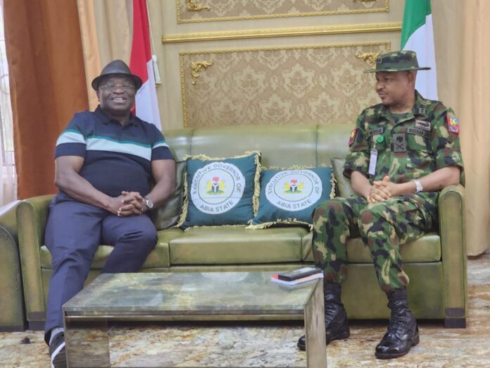 Abia Ikpeazu Receives GOC Of 82 Division Of The Nigerian Army Enugu