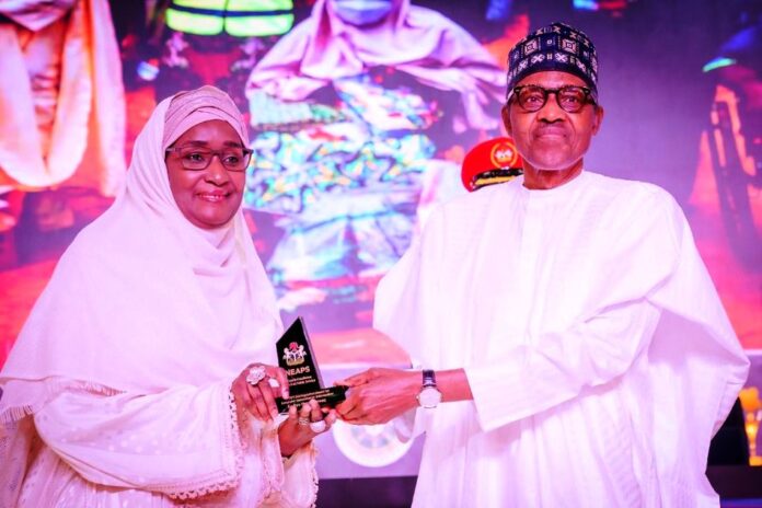 RESIDENT BUHARI CONFERS UMAR FAROUQ1