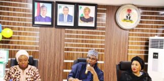 The Honourable Minister, Federal Ministry of Mines and Steel Development, Arc Olamilekan Adegbite (M), flanked by the Honourable Minister of State, Mines and Steel Development Sen. Gbemisola Saraki (R) and the Permanent Secretary, Mines and Steel Development Dr Oluwatoyin Akinlade (L), while giving his welcome address during the visit of the members of Study Group 1, Senior Executive Course 45 ,2023 of National Institute For Policy and Strategic Studies NIPSS, Kuru Jos to the Ministry in Abuja.