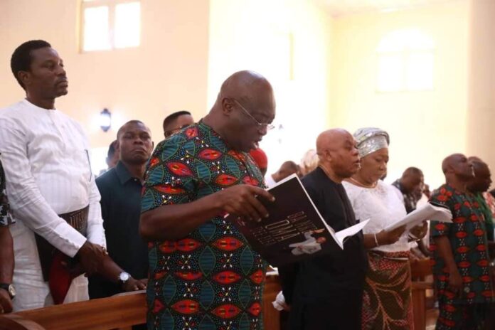 Late Professor Ikonne Laid To Rest Amidst Eulogies And Tributes