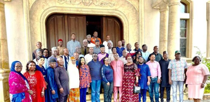 Prince Clem Agba surrounded by Zonal Permanent Secretaries on Food Systems Transformation Pathway both Federal and State Directors at a Retreat held at Uzanu Farm Edo State last weekend.