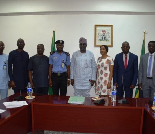L-R: Mr. Williams I.M ICRC), Mr. Okolo Akwu, Deputy Director,(ICRC); Mr. Steven Ehikhamenor, Director (SGF office); DCP Ayodele R. Adeyemi (NPF); Permanent Secretary, Mr. Abel Olumuyiwa Enitan; Eneh Ijeoma Judith, (Federal Ministry of Justice); Mr. David Awotunde, Director, Police Service Department (PSD) and Mr. Oni Kayode A. Assistant Director, (ONSA) during the inauguration of the Project Management Team (PMT) of the National Public Security Communication System (NPSCS) Network at the Ministry of Police Headquarters in Abuja.
