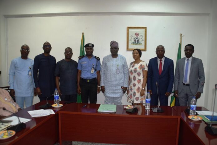 NPSCS L-R: Mr. Williams I.M ICRC), Mr. Okolo Akwu, Deputy Director,(ICRC); Mr. Steven Ehikhamenor, Director (SGF office); DCP Ayodele R. Adeyemi (NPF); Permanent Secretary, Mr. Abel Olumuyiwa Enitan; Eneh Ijeoma Judith, (Federal Ministry of Justice); Mr. David Awotunde, Director, Police Service Department (PSD) and Mr. Oni Kayode A. Assistant Director, (ONSA) during the inauguration of the Project Management Team (PMT) of the National Public Security Communication System (NPSCS) Network at the Ministry of Police Headquarters in Abuja.