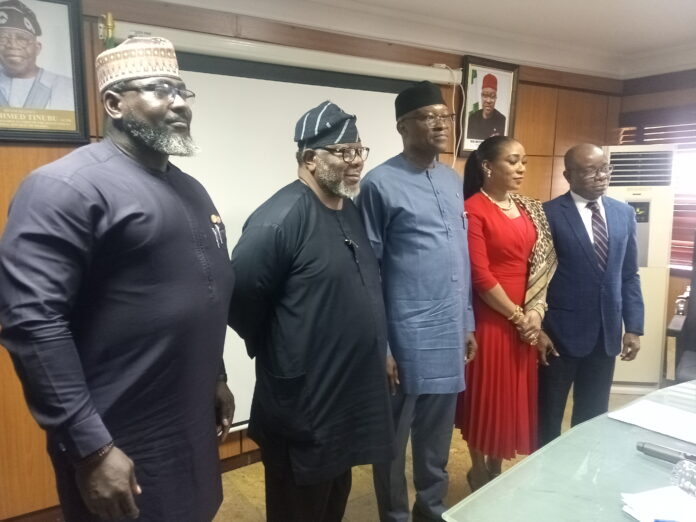 IMG_20230731_143049_3 L-R: Dr Tayo Aduloju, Mr Laoye Jaiyeola, Engr Nebolisa Anako, Permanent Sec, BNP, Mrs Ijeoma Taylaur, Mr Felix Okonkwo, at the inauguration of Joint Planning Committee for the 29th Nigerian Economic Summit (NES#29)