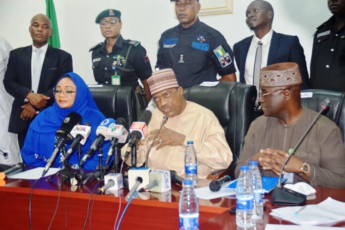 New Minister Minister of State, Hajia Imaan Suleiman-Ibrahim, Minister of Police Affairs, Senator Ibrahim Gaidam, Permanent Secretary, Mr. Abel Olumuyiwa Enita, and top management team during the assumption of duty of the Minister and Minister of State at the Ministry of Police Affairs Headquarters in Abuja.