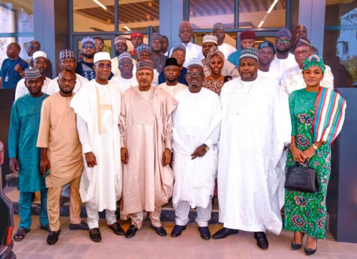 (Front-Row, 4th Right) The Honourable Minister, Federal Ministry of Information and National Orientation, Mohammed Idris, (3rd Right) Zonal Chairman North Central APC, Hon. Mauzu Bawa, and other party executives during a Courtesy to the Minister, on 14th September 2023, in Abuja.