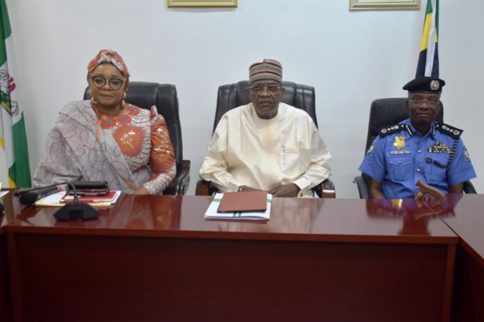 L-R: Minister of State, Hajia Imaan Sulaiman-Ibrahim; Honourable Minister of Police Affairs, Senator Ibrahim Gaidam; Ag. Inspector General of Police, IGP Kayode Egbetokun and DIGs during the official briefing by the Ag. Inspector General of Police at the Ministry’s Headquarters in Abuja.