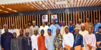The Honorable Minister of Housing and Development. Arc Ahmed Musa Dangiwa, Honorable Minister of State for Housing and Urban Development, Abdullahi Tijjani Gwarzo, the Permanent Secretary, Works and Housing, Mahmuda Mamman alongside the Federal Controllers of Housing representing the 36 states of the Federation and FCT, at the meeting with the Federal Controllers of Housing in Abuja