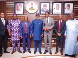 L-R: Technical Director, Extractive Industries Transparency Initiative (EITI), Alex Gordy, Director, Human resources, Ministry of Solid Minerals Development, Muhammad Suleiman mni, Executive Secretary, Nigeria Extractive Industries Transparency Initiative (NEITI), Dr. Ogbonnaya Orji, Minister of Solid Minerals Development, Dr. Dele Alake, Deputy Executive Director, Extractive Industries Transparency Initiative (EITI), Mamadou Bady Baldé , Regional Director – Anglophone & Lusophone Africa, Extractive Industries Transparency Initiative (EITI), Gilbert Makore and Director General, Nigeria Mining Cadastre, Engr. Obadiah Simon Nkom during a meeting at the Ministry of Solid Minerals Development conference room in Abuja, on Jan. 23, 2024.