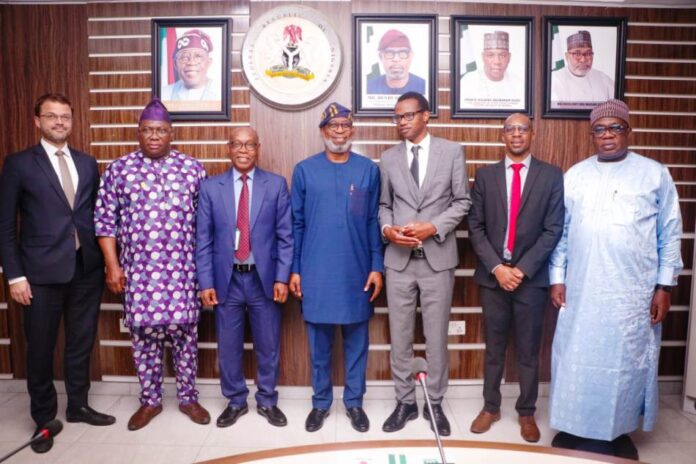 Solid Minerals Ministry Partner EITI L-R: Technical Director, Extractive Industries Transparency Initiative (EITI), Alex Gordy, Director, Human resources, Ministry of Solid Minerals Development, Muhammad Suleiman mni, Executive Secretary, Nigeria Extractive Industries Transparency Initiative (NEITI), Dr. Ogbonnaya Orji, Minister of Solid Minerals Development, Dr. Dele Alake, Deputy Executive Director, Extractive Industries Transparency Initiative (EITI), Mamadou Bady Baldé , Regional Director – Anglophone & Lusophone Africa, Extractive Industries Transparency Initiative (EITI), Gilbert Makore and Director General, Nigeria Mining Cadastre, Engr. Obadiah Simon Nkom during a meeting at the Ministry of Solid Minerals Development conference room in Abuja, on Jan. 23, 2024.