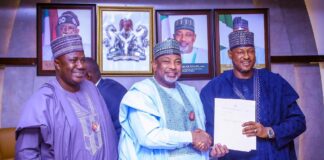 L- R, the Minister of State, Agriculture and Food Security, Sen. Dr. Aliyu Abduallahi, Minister of Agriculture and Food Security, Sen. Abubakar Kyari and the Governor, Katsina State, Alhaji Dikko Radda, during the Visit.