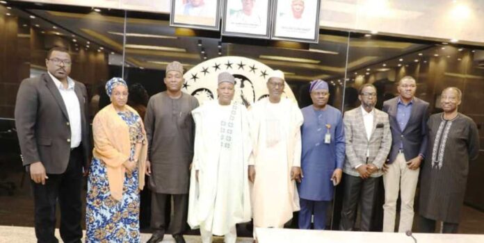Cement Manufacturers1 5th from Right, Arc. Ahmed Musa Dangiwa, Minister of Housing and Urban Development; 4th from Left, Engr. Abdullahi Tijjani Gwarzo, Minister of State, Housing and Urban Development; 4th from Right, Dr. Marcus Olaniyi Ogunbiyi; 3rd from Left, Rabiu Umar, Group Chief Commercial Officer for Dangote Industries Limited; 2nd from Right, Gbenga Onimowo, Commercial Director for Lafarge Cement PLC; 1st Right, James Salako, Secretary, Cement Manufacturers Association of Nigeria (CMAN); and other representatives of Cement Manufacturers at a Meeting to tackle the incessant hike in price of cement, convened by the Minister in Abuja on Tuesday 20th Feb, 2024.