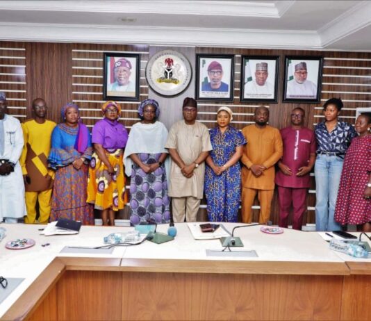 5th Left:Dr Mary Ogbe, Permanent Secretary Ministry of Solid Minerals Development/Steel Development; On her Left: Mr Ime Ekrikpo, Director Investment Promotion and Minerals Trade Department; On his Left: Mrs Oluwayemisi Ajayi Special Assistant Special Projects to Hon. Minister; 2nd Right: Technical Asst. To Hon. Minister, Mrs. Nancy Chinemerem Nwaka; and other members of the Committe for The Establishment of the Nigerian Mining Centre of Excellence CoE.