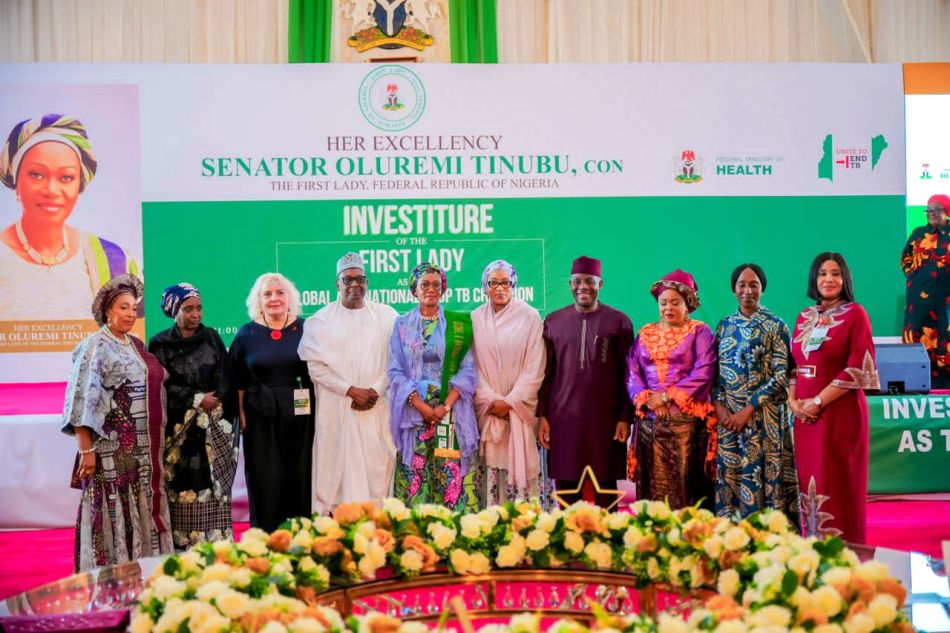 From Left: Wife of Former Vice president, Hajia Titi Atiku, Wife of Former President, Hajia Turai Yar’Adua, Executive Director Global Stop Tb Partnership Geneva, Dr Lucica Ditiu, Coordinating Minister for Health and Social Welfare, Prof. Mohammed Ali Pate, First Lady of the Federal Republic of Nigeria, Senator Oluremi Tinubu, Wife of the Vice President, Hajia Nana Shettima, Minister of State for Health and Social Welfare, Dr Tunji Alausa, Wife of Former President, Dame Patience Jonathan, Wife of former Vice President, Dolapo Osibajo and Head of Stop TB Partnership Nigeria, Dr Queen Ogbuji- Ladipo at the Investiture of the First Lady as the Global and National Stop TB Champion held at the State House Abuja on Thursday 28th March 2024