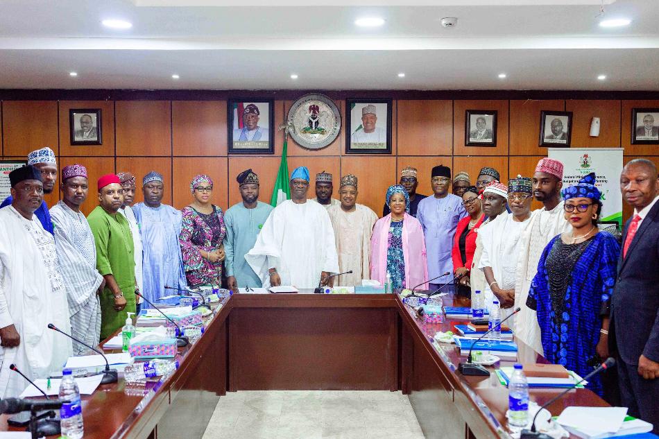 The Hon. Minister, Ministry of Budget and Economic Planning Sen. Abubakar Atiku Bagudu (CON) Chairman, House Committee on National Planning and Economic Development, Rt. Hon. Isiaka I. Ayokunle in company of members of the Committee during the oversight meeting yesterday.