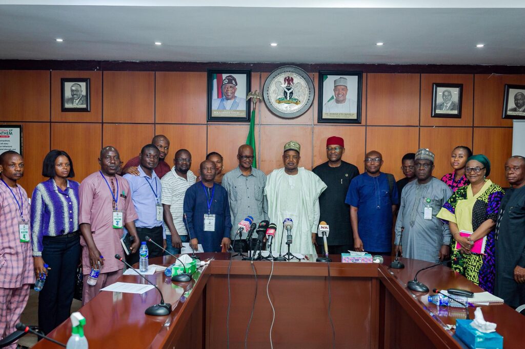 3rd from left, the Associate Vice President, Programme Management Department IFAD, Dr. Donal Brown, Minister of Budget and Economic Planning, Sen. Abubakar Atiku Bagudu, the Permanent Secretary (BEP) Mr. Nebeolisa Anako and members of IFAD and Directors in the Ministry.