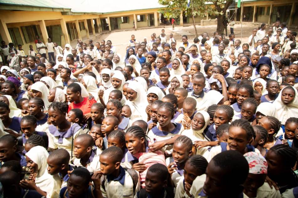 Students of Junior Secondary School, Kagini, Kubwa - FCT Abuja, when the Honourable Minister, Barrister (Mrs) Uju Kennedy-Ohanenye visited the School today