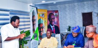 Hon Minister, Housing & Urban Development, Arc Ahmed Dangiwa receiving the leadership of the National Youth Council of Nigeria on a courtesy visit , Thursday, March 7th, 2024