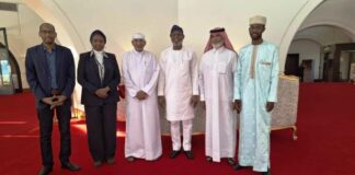 More Pictures from the meeting with HM #SolidMineralsDevt Dr Dele Alake and Qatari Investors Sheikh Shahid Jawad, Sheikh El Jouneid, Chief Executive Officer, ETCC Qatar, Vice Chairman, Qatari-Nigeria Business Chamber, Muhammed Santuraki, Executive Secretary, Mrs Fatimah Shinkafi, and Aminu Dahiru On the sidelines of NACCIMA and Qatar Chambers of Commerce and Industry meeting aimed at strengthening the bilateral economic cooperation between Nigeria and Qatar.